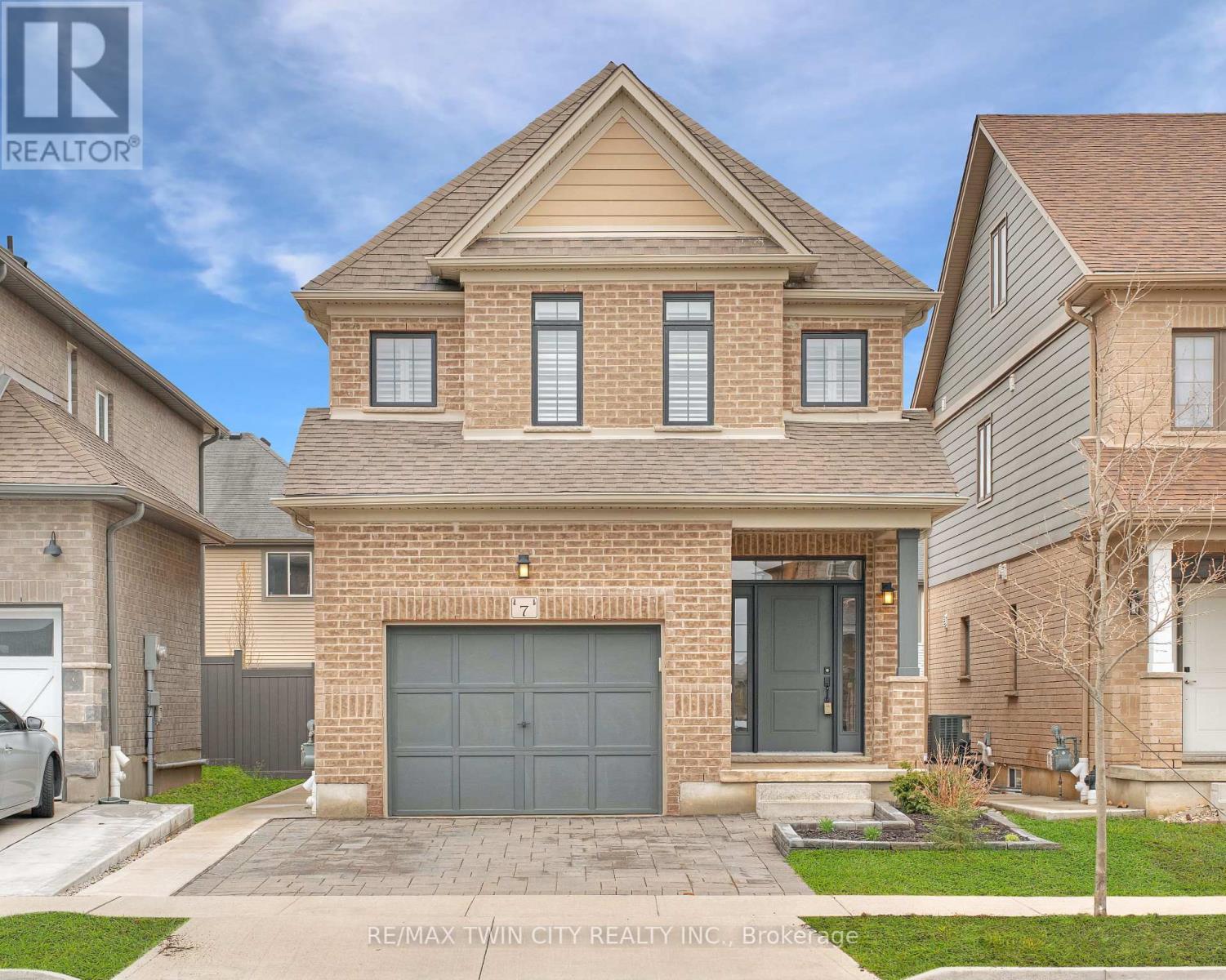 7 PONDCLIFFE DRIVE, kitchener, Ontario