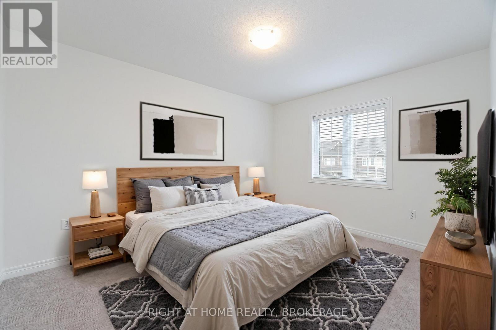 30 Zoe Lane, Hamilton, Ontario  L0R 1C0 - Photo 24 - X12126748