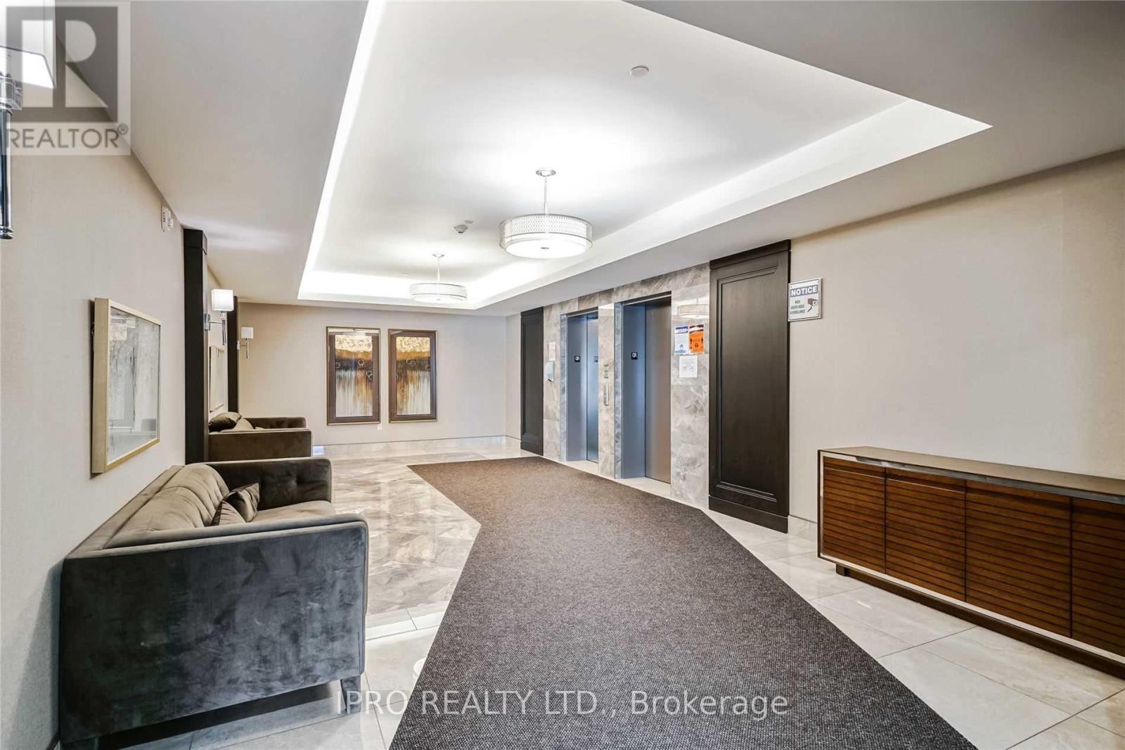 326 - 101 Shoreview Place, Hamilton, Ontario  L8E 0K2 - Photo 4 - X12126774