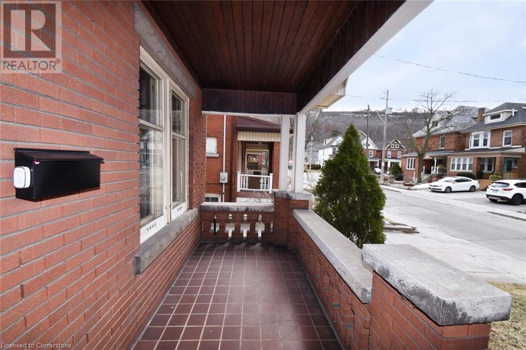 Property at 129 EASTBOURNE Avenue image 5