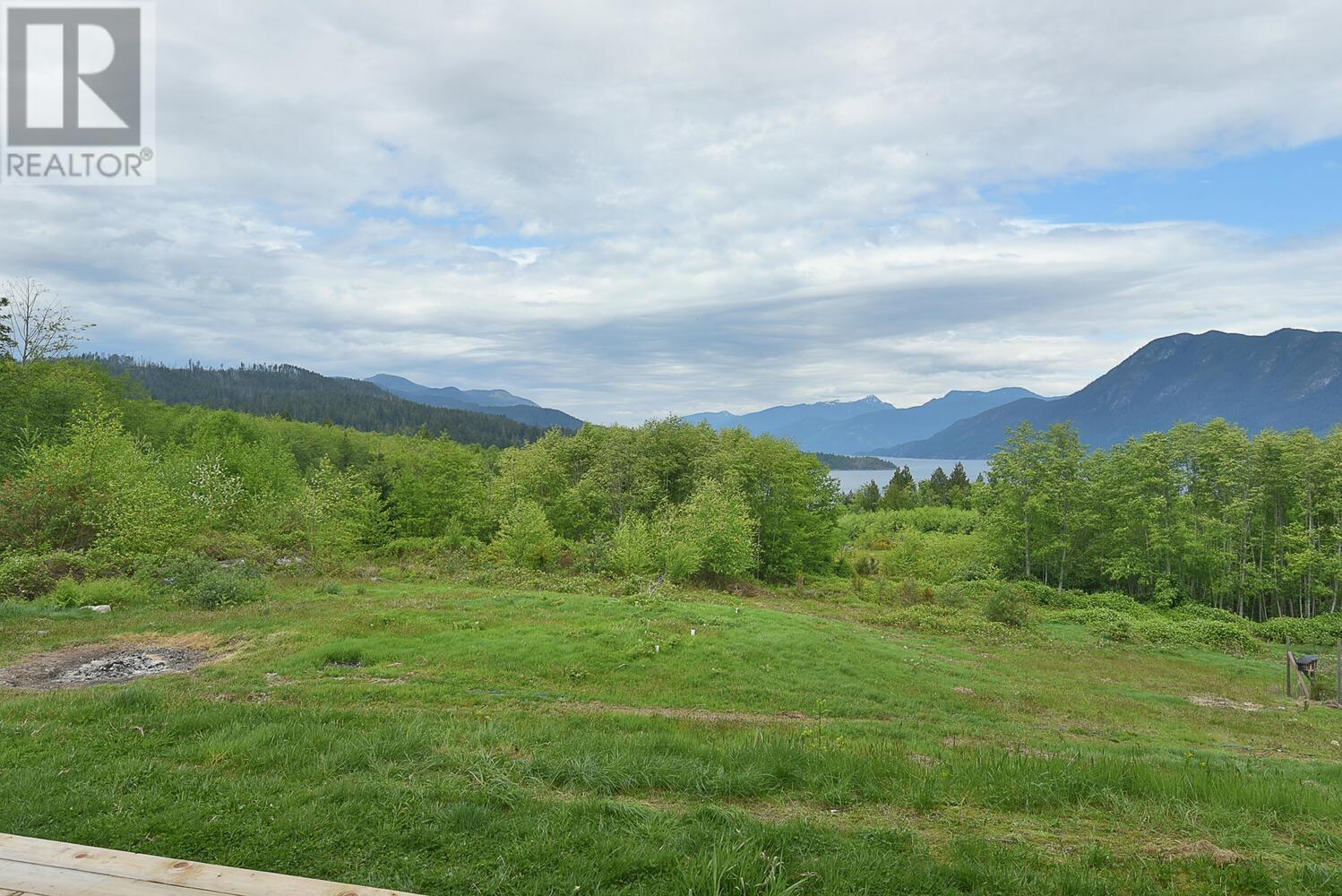 6400 Crowston Road, Sechelt, British Columbia  V7Z 0L1 - Photo 16 - R2998709
