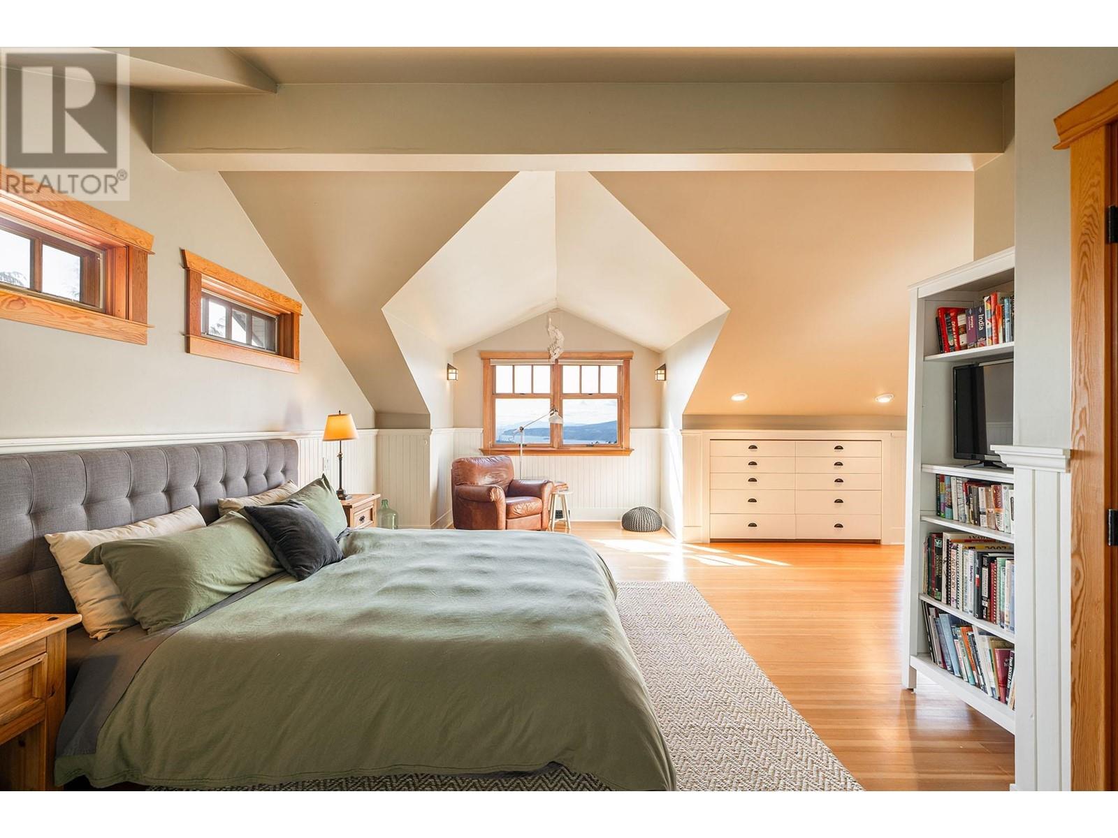 1335 Adams Road, Bowen Island, British Columbia  V0N 1G2 - Photo 21 - R2998733