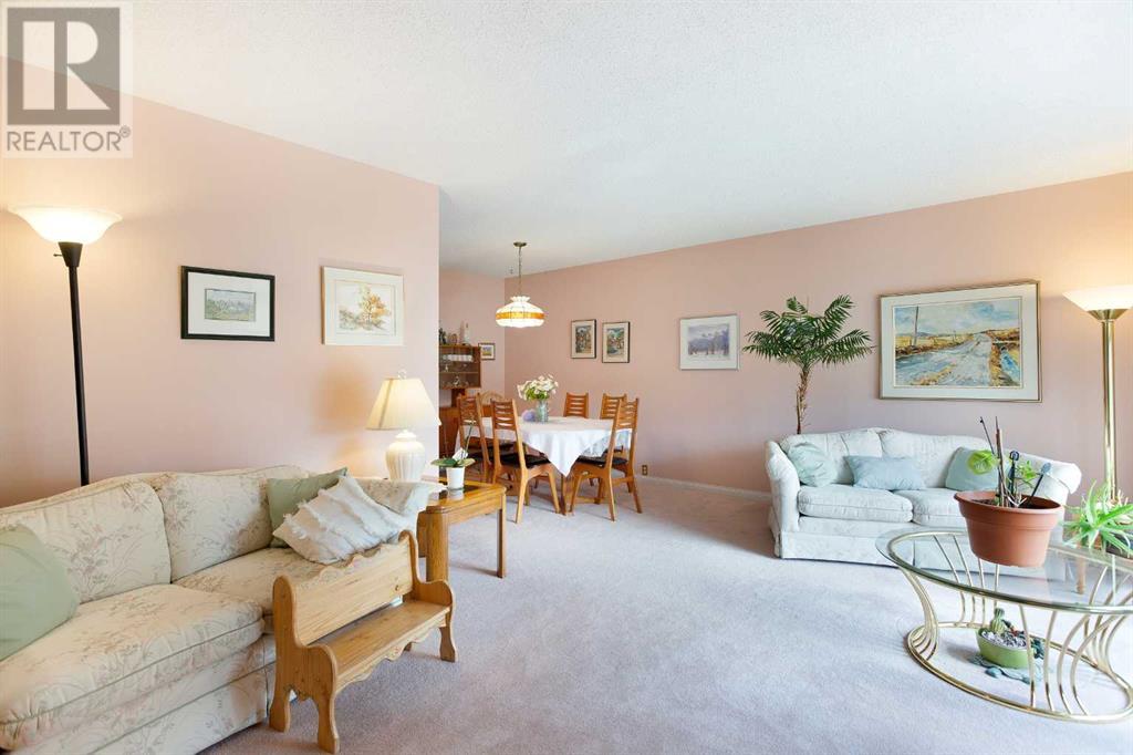 120 Vantage Bay Nw, Calgary, Alberta  T3A 1X8 - Photo 14 - A2216577