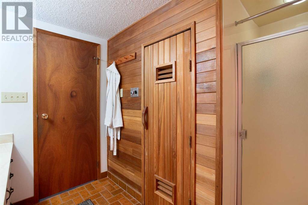 120 Vantage Bay Nw, Calgary, Alberta  T3A 1X8 - Photo 42 - A2216577