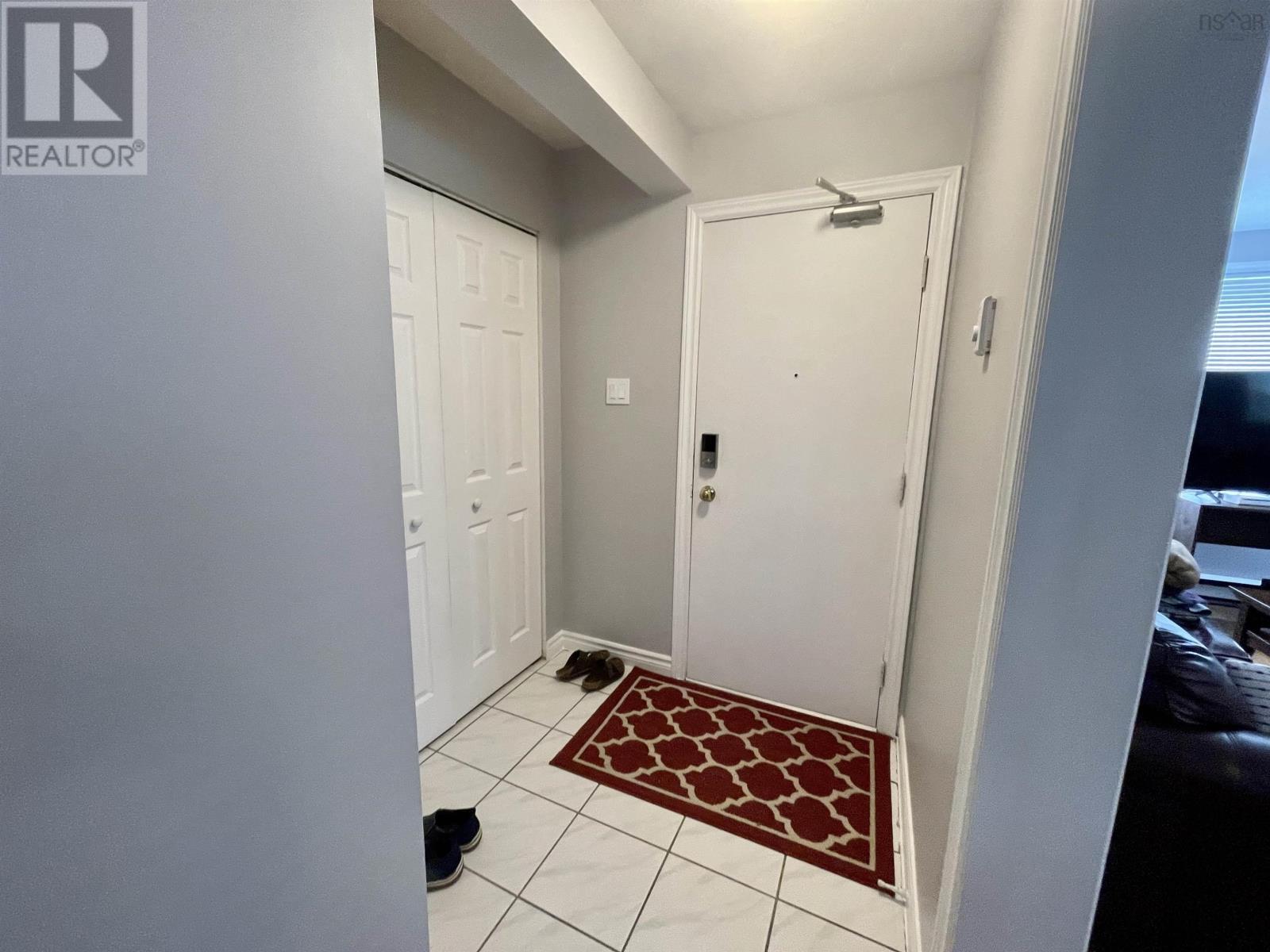 1 5811 Inglis Street, Halifax, Nova Scotia  B3H 4M9 - Photo 5 - 202509934
