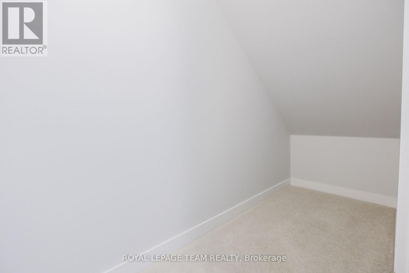 822 Parnian Private, Ottawa, Ontario  K2J 7K6 - Photo 11 - X12126812
