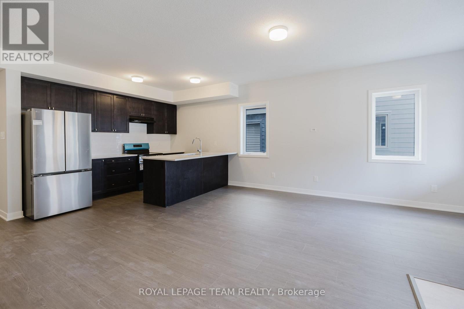 822 Parnian Private, Ottawa, Ontario  K2J 7K6 - Photo 8 - X12126812