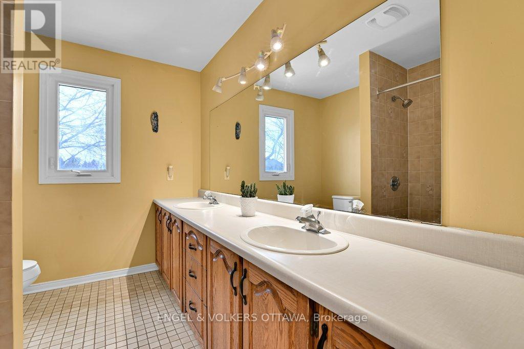 1106 Bravar Drive, Ottawa, Ontario  K4M 1G2 - Photo 23 - X12126839