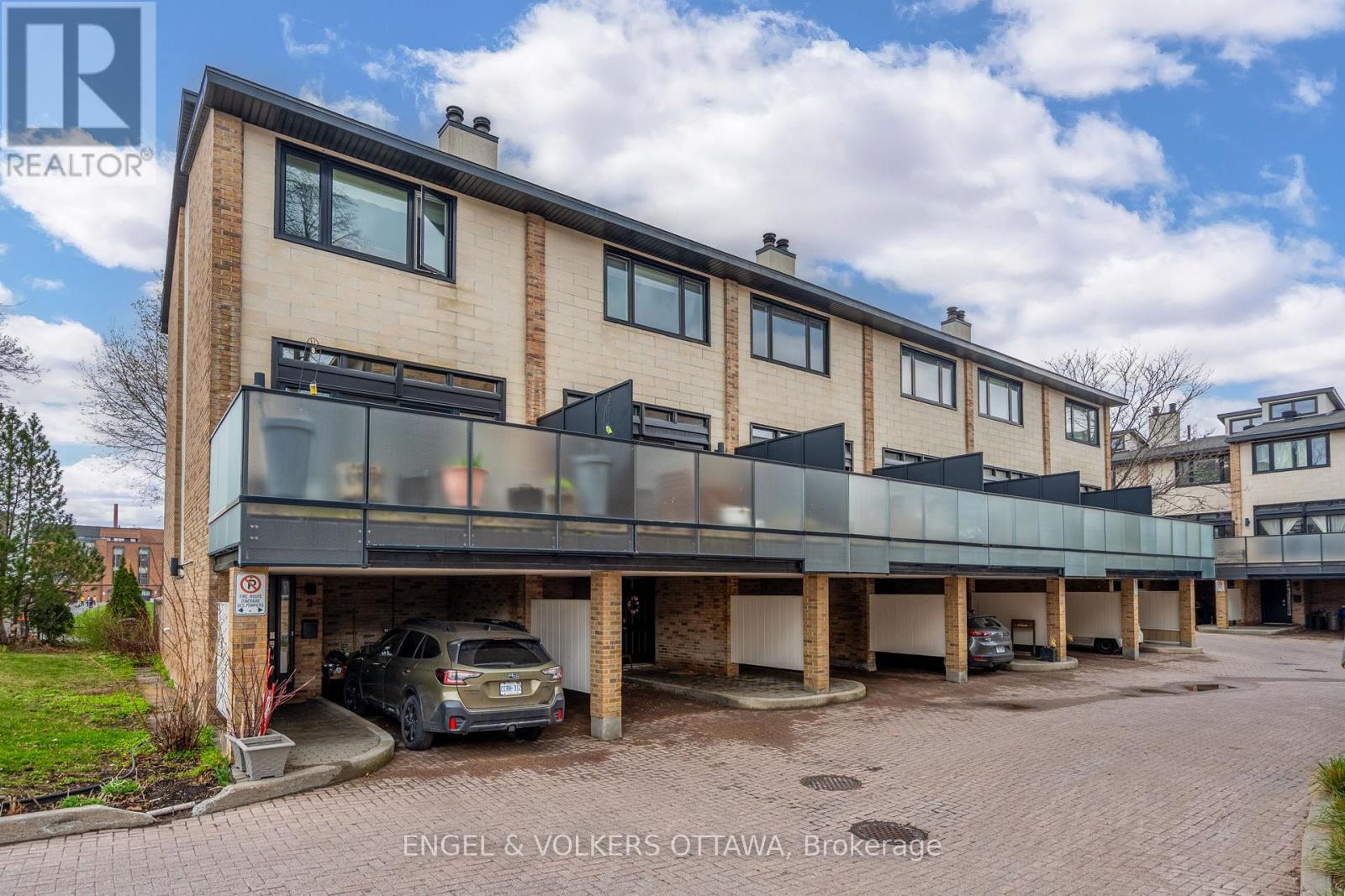 Property at 6 - 575 OLD ST PATRICK STREET image 1