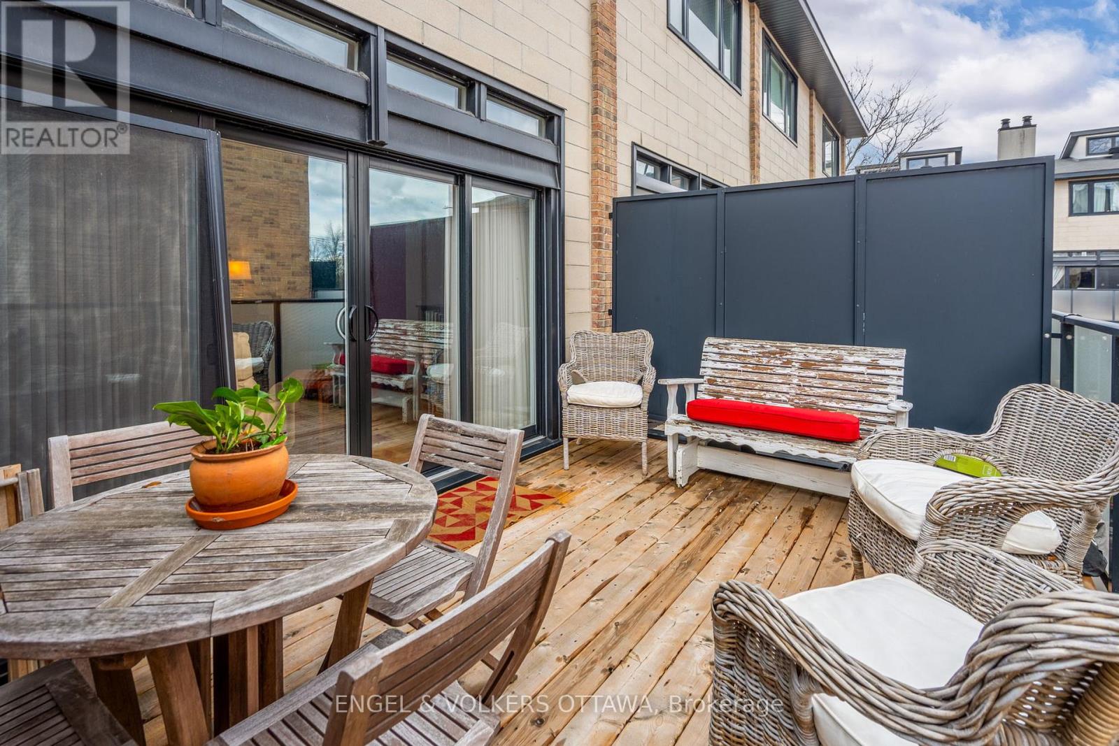 6 - 575 Old St Patrick Street, Ottawa, Ontario  K1N 9H5 - Photo 15 - X12126852