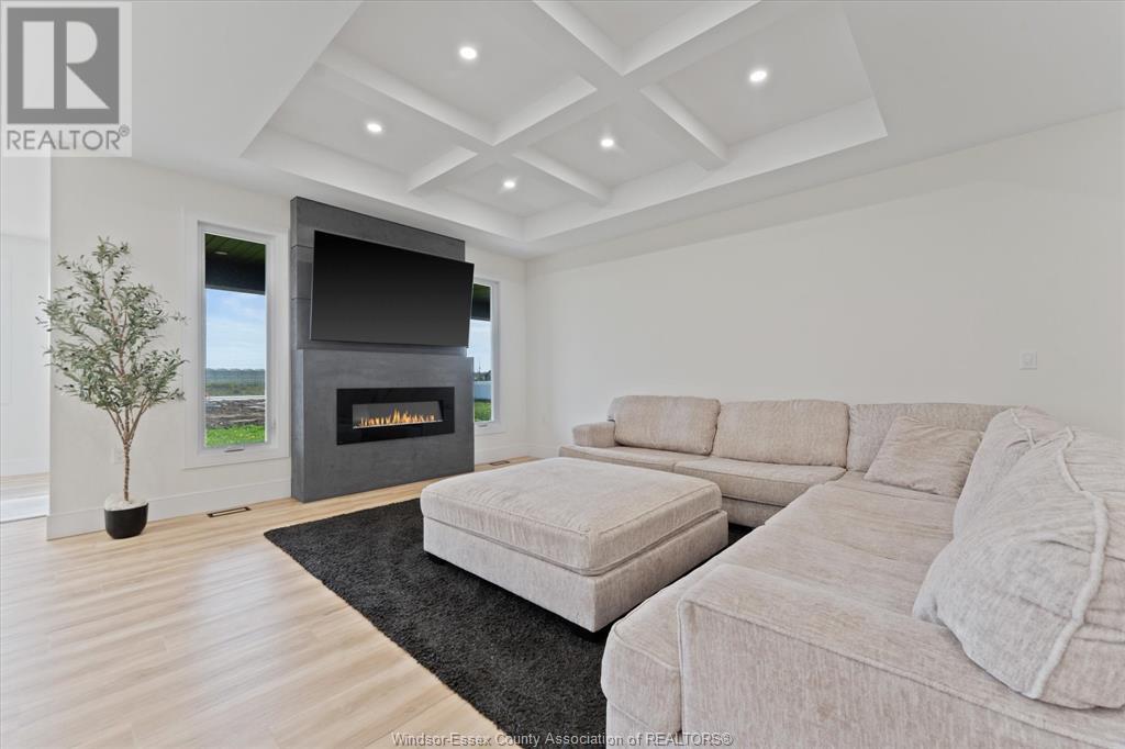 Property at 1905 SANNITA image 5