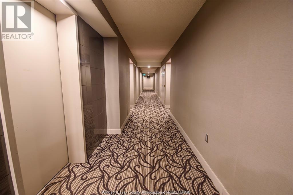 Property at 75 RIVERSIDE DRIVE East Unit# 1607 image 4