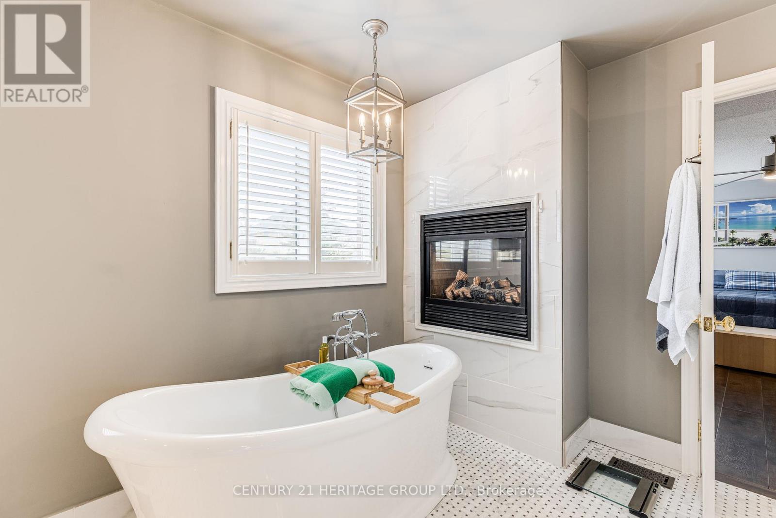 673 Chaleur Place, Newmarket, Ontario  L3X 1L6 - Photo 21 - N12126730