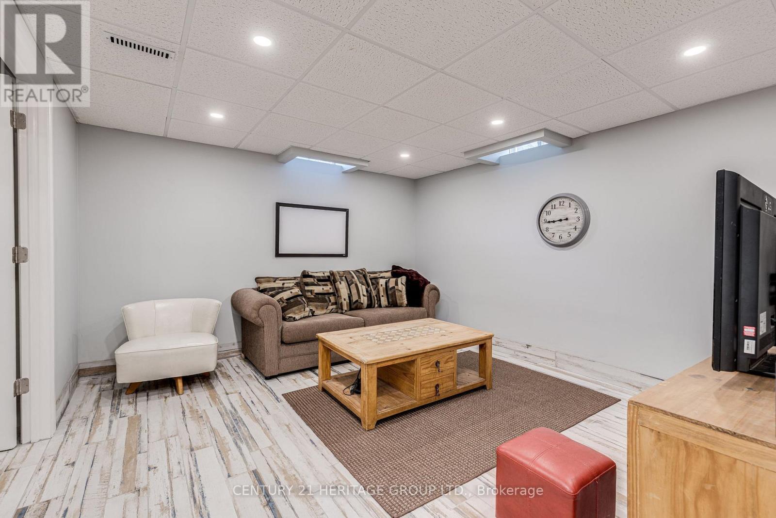 673 Chaleur Place, Newmarket, Ontario  L3X 1L6 - Photo 24 - N12126730
