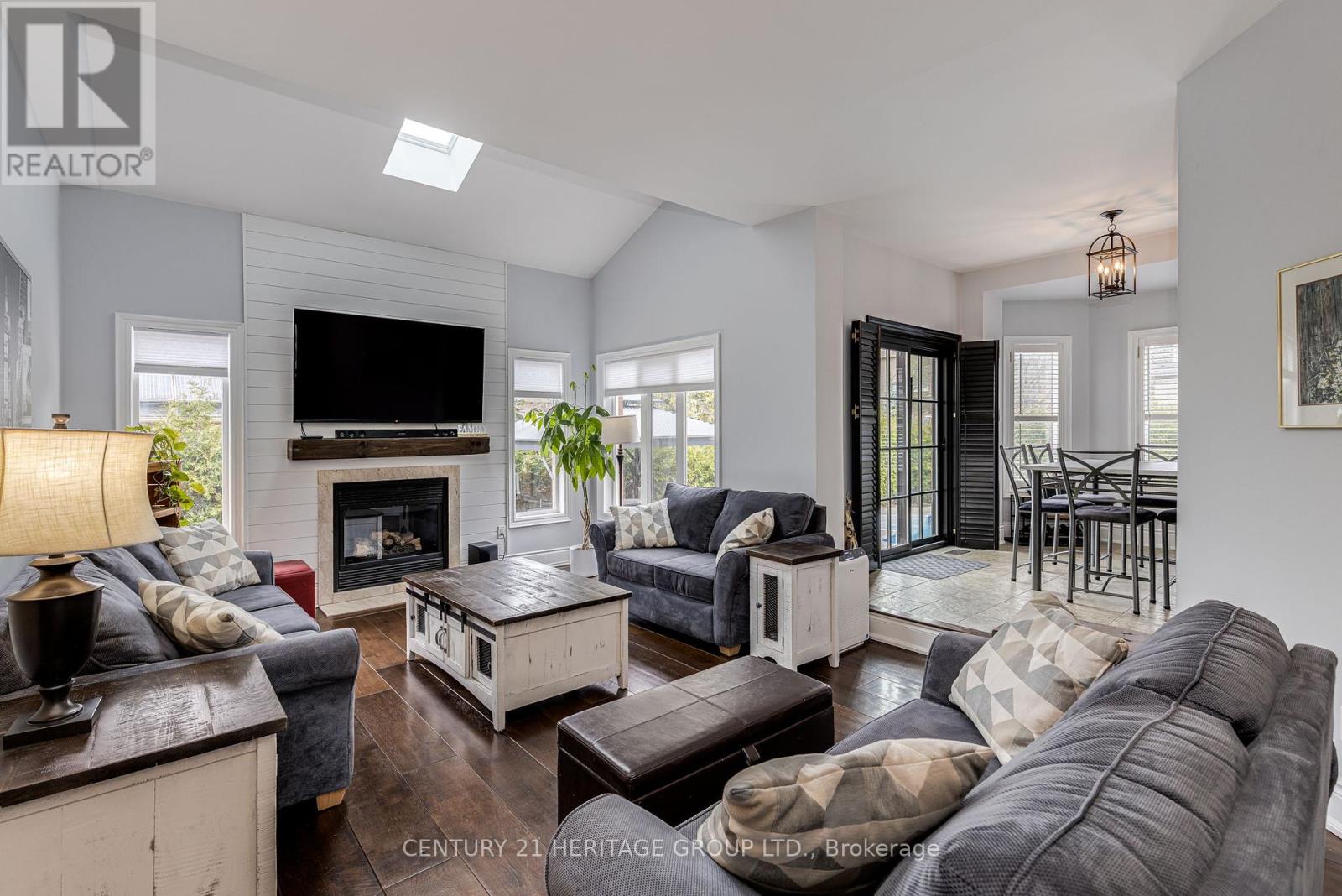 Property at 673 CHALEUR PLACE image 5