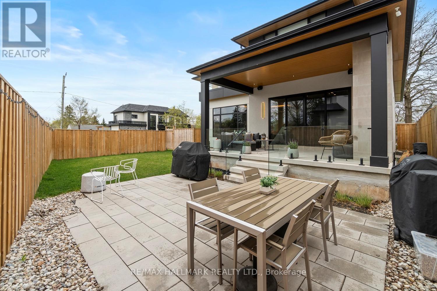 1403 Wren Avenue, Oakville, Ontario  L6L 2V7 - Photo 40 - W12126207