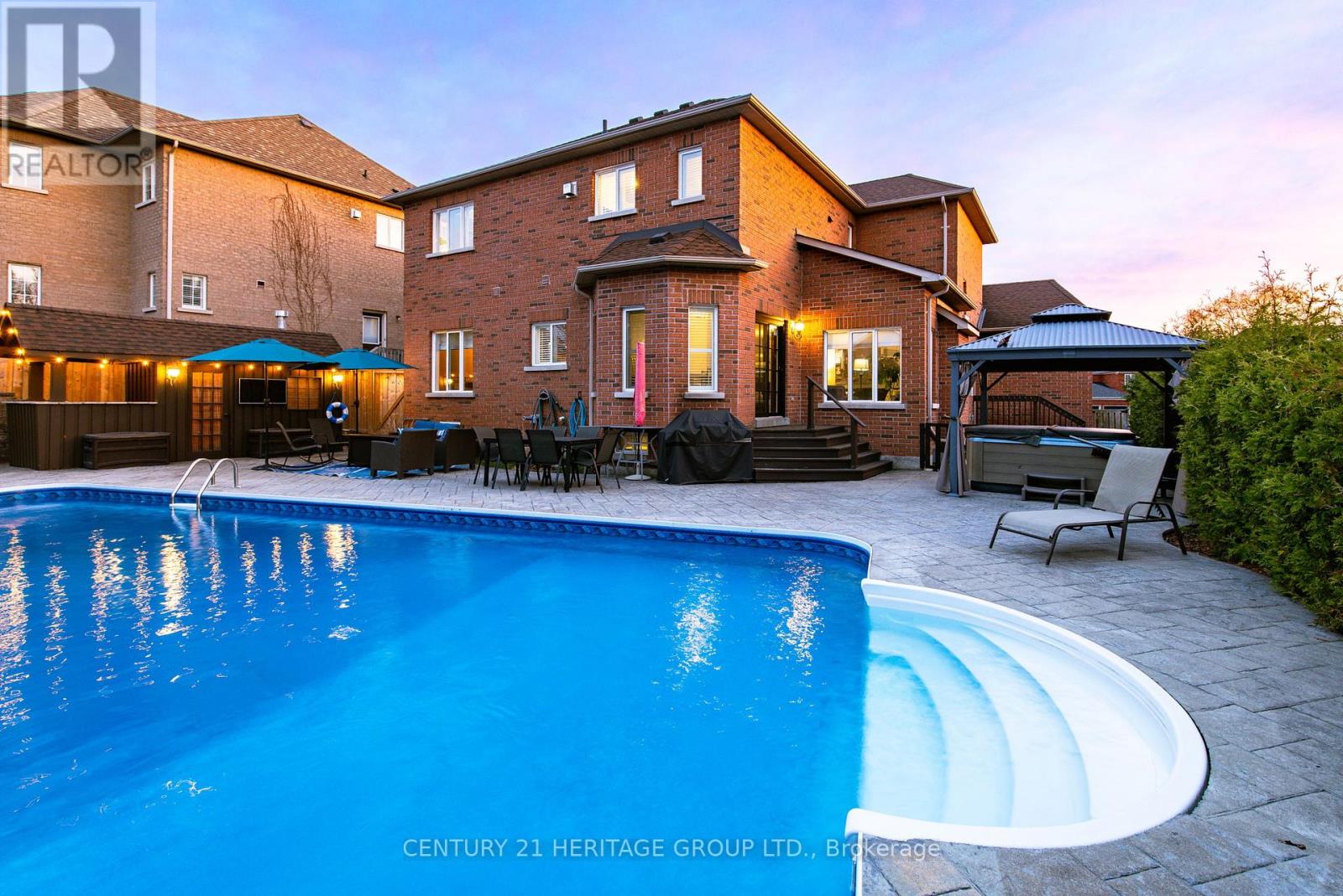 673 Chaleur Place, Newmarket, Ontario  L3X 1L6 - Photo 33 - N12126730