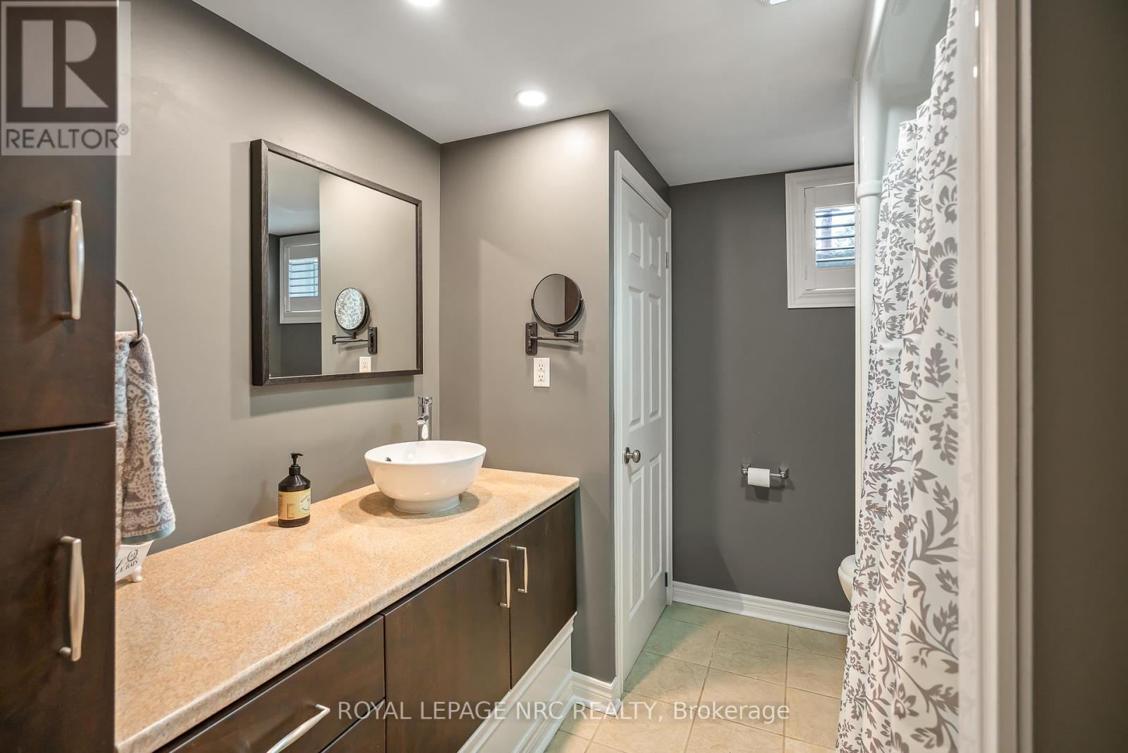 178 Alway Road, Grimsby, Ontario  L3M 4E7 - Photo 31 - X12114970