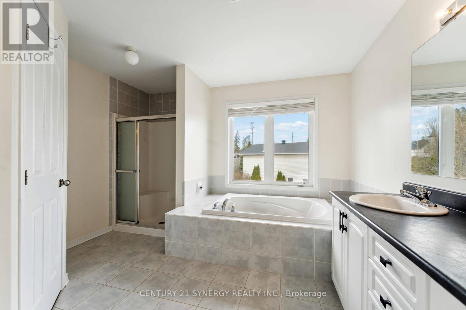 59 Baywood Drive, Ottawa, Ontario  K2S 2H5 - Photo 26 - X12119502
