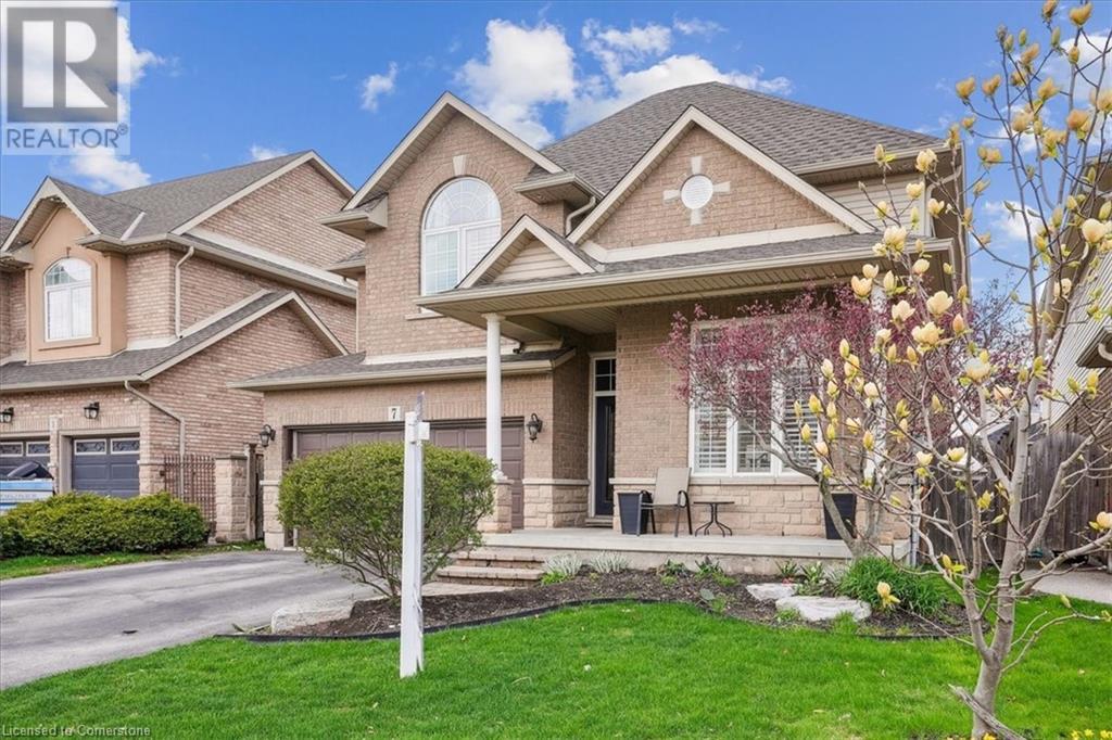 Property at 7 BOCELLI Crescent image 4