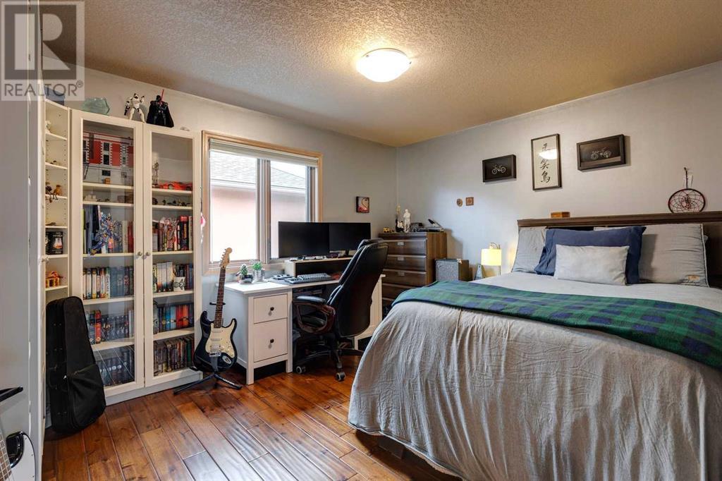 63 Rockcliff Landing Nw, Calgary, Alberta  T3G 5Z5 - Photo 28 - A2206825
