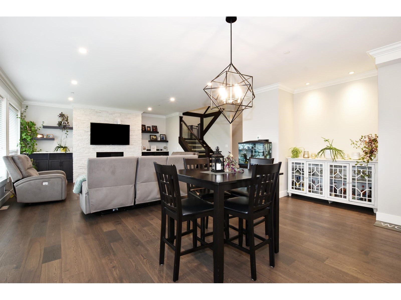 35262 Ewert Avenue, Mission, British Columbia  V2V 6S6 - Photo 8 - R2998280