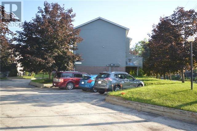 14 - 10 Baker Street, Wasaga Beach, Ontario  L9Z 2H1 - Photo 31 - S12090908