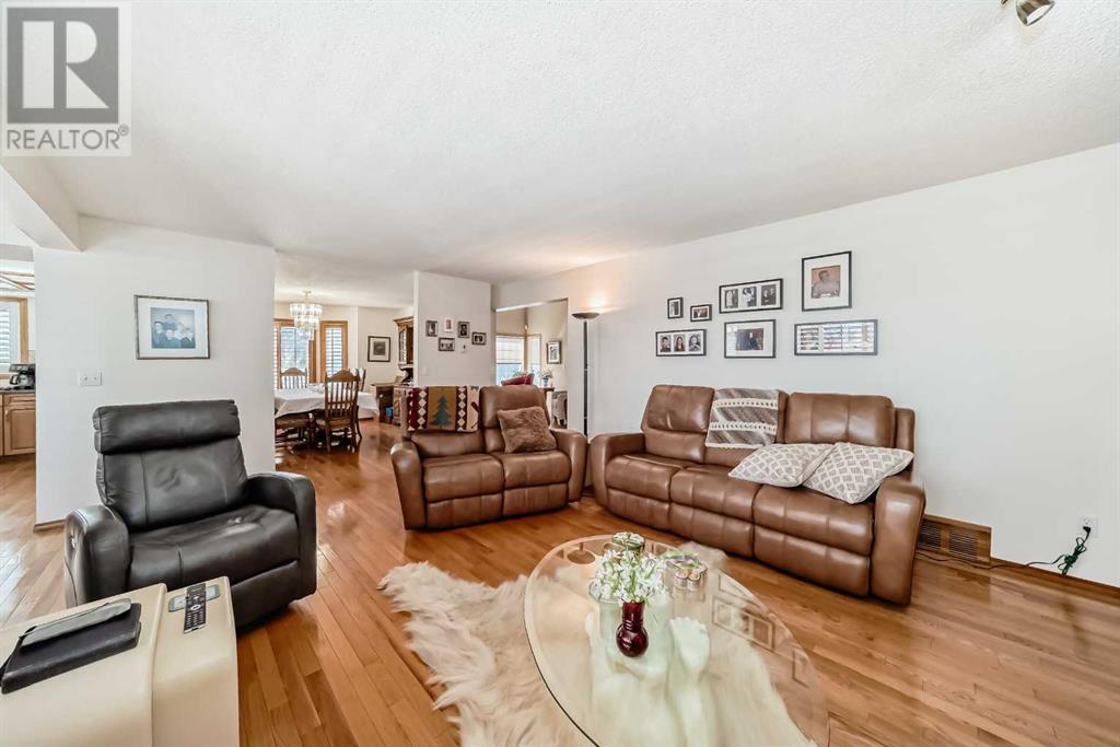 91 Hampshire Close Nw, Calgary, Alberta  T3A 4X9 - Photo 13 - A2217253