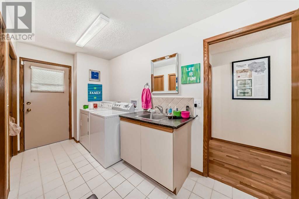 91 Hampshire Close Nw, Calgary, Alberta  T3A 4X9 - Photo 21 - A2217253