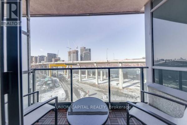 722 - 231 Fort York Boulevard, Toronto, Ontario  M5V 1B2 - Photo 12 - C12126815