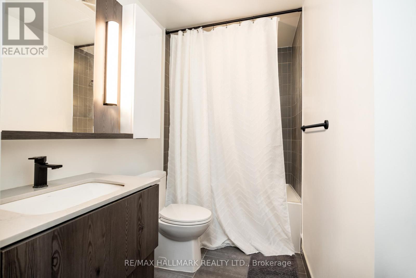 1507 - 5 Defries Street, Toronto, Ontario  M5A 0W7 - Photo 10 - C12126899