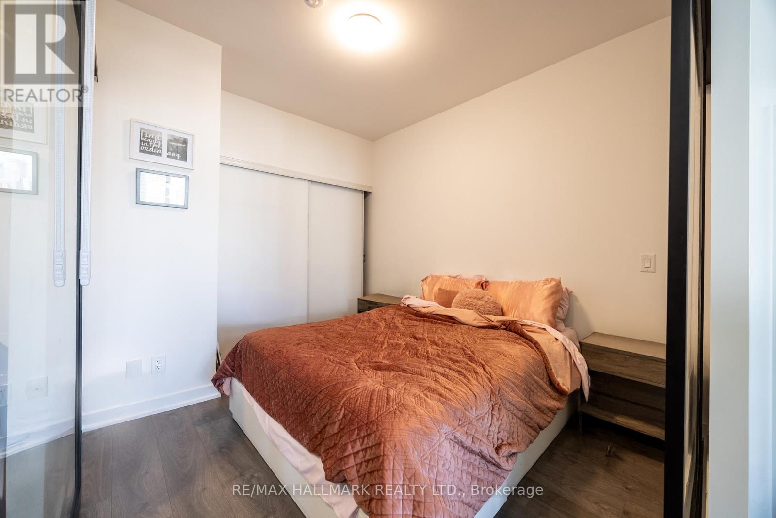 1507 - 5 Defries Street, Toronto, Ontario  M5A 0W7 - Photo 8 - C12126899