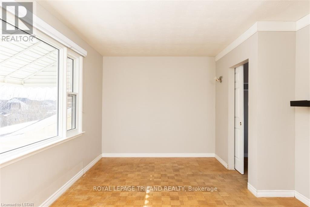 1231 Sunningdale Road E, London North, Ontario  N5X 4B1 - Photo 11 - X12126964
