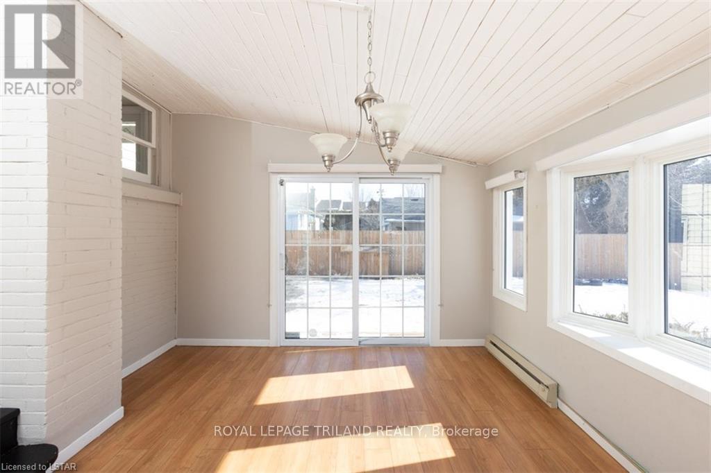 1231 Sunningdale Road E, London North, Ontario  N5X 4B1 - Photo 8 - X12126964
