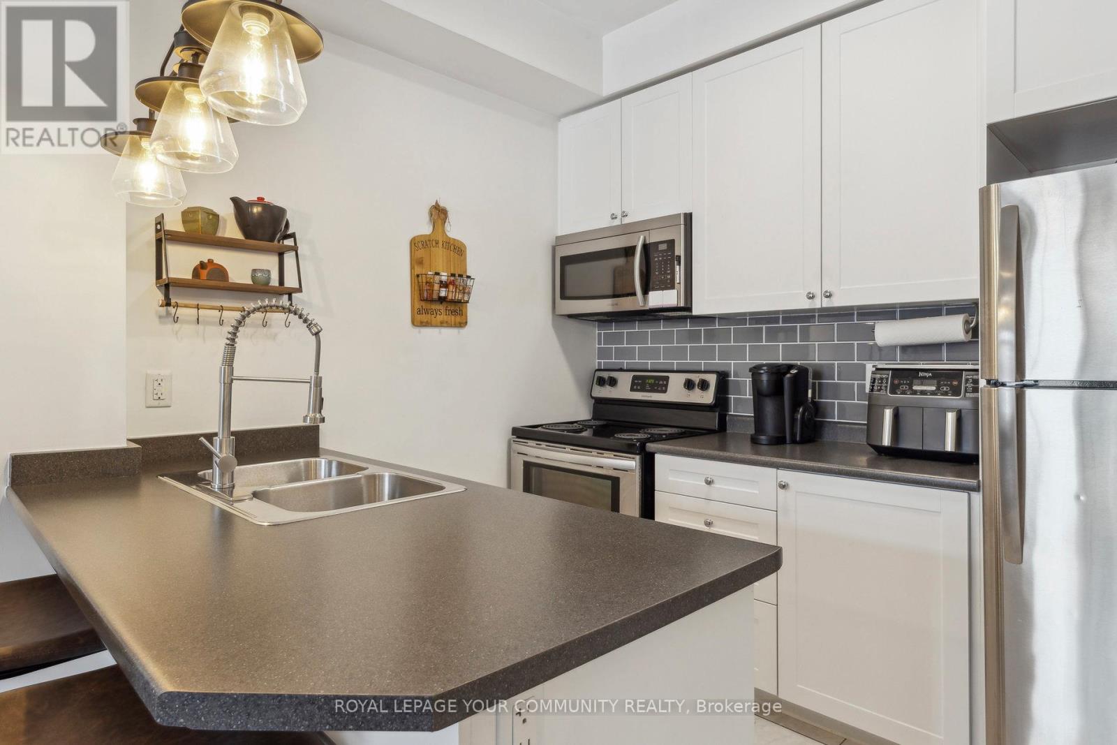 102 - 80 Aspen Springs Drive, Clarington, Ontario  L1C 0V4 - Photo 12 - E12126844