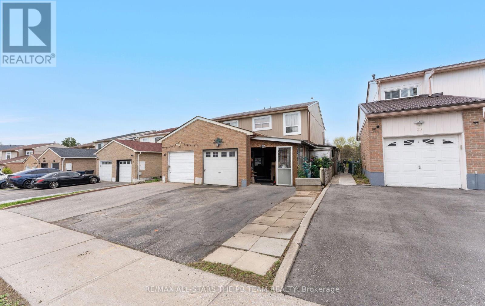 Property at 25 NABOB CRESCENT image 4