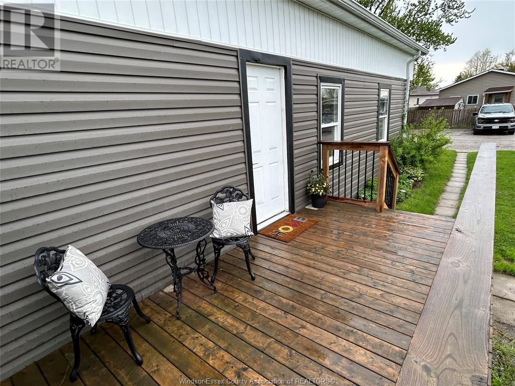 3 Cypress Court, Mcgregor, Ontario  N0R 1J0 - Photo 3 - 25011269