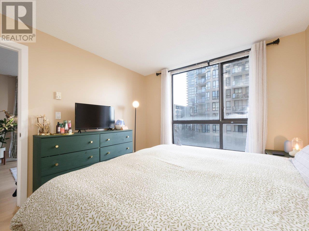 306 833 Agnes Street, New Westminster, British Columbia  V3M 0B1 - Photo 12 - R2964995