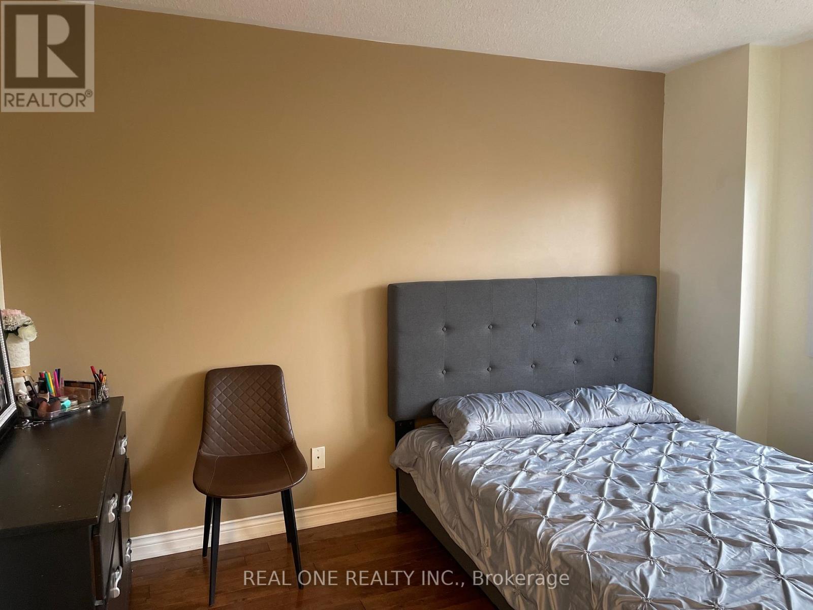 96 Ruby Crescent, Richmond Hill, Ontario  L4S 2H2 - Photo 11 - N12126868