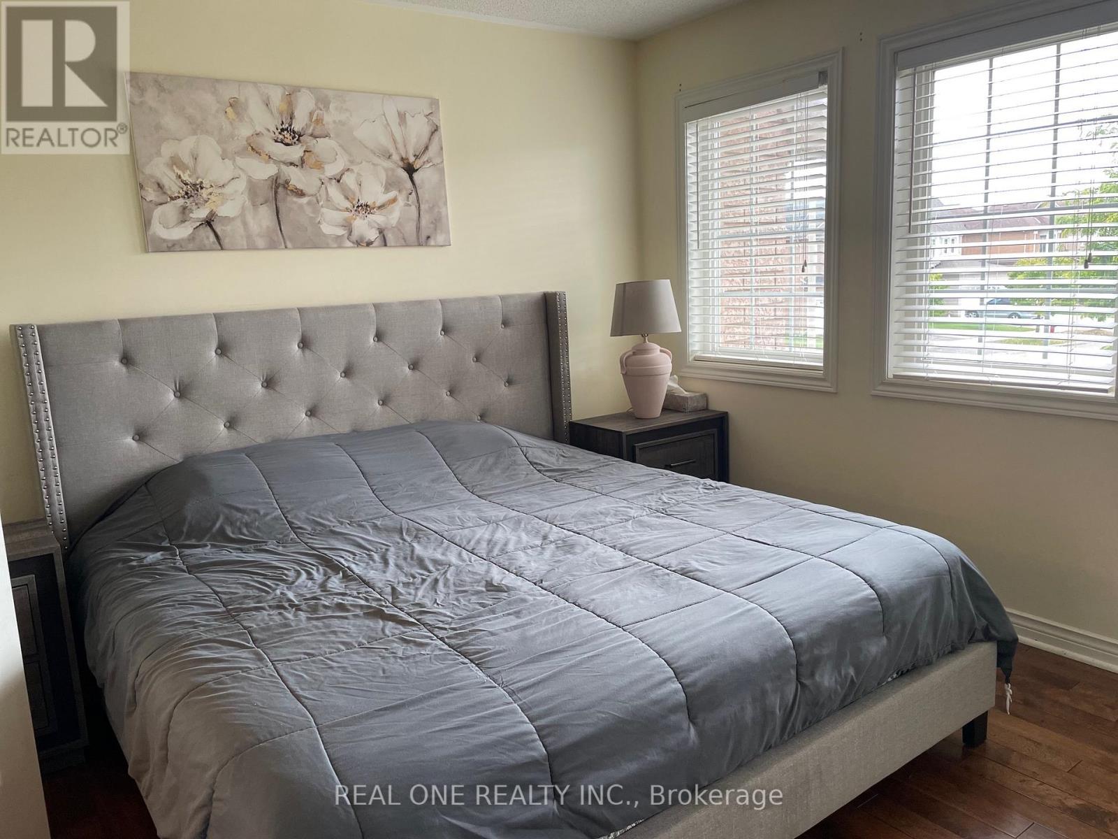96 Ruby Crescent, Richmond Hill (Rouge Woods), Ontario  L4S 2H2 - Photo 7 - N12126868