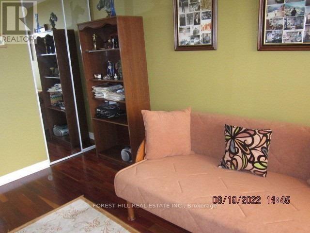 1008 - 11 Townsgate Drive, Vaughan (Crestwood-Springfarm-Yorkhill), Ontario  L4J 8G4 - Photo 28 - N12126877