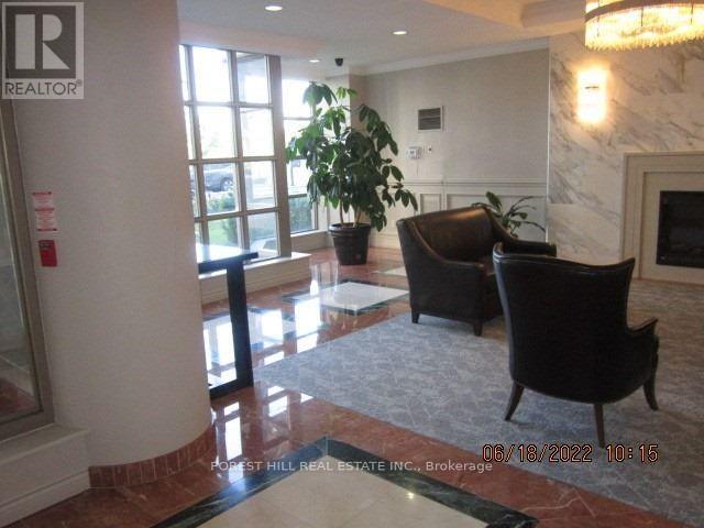 1008 - 11 Townsgate Drive, Vaughan (Crestwood-Springfarm-Yorkhill), Ontario  L4J 8G4 - Photo 3 - N12126877