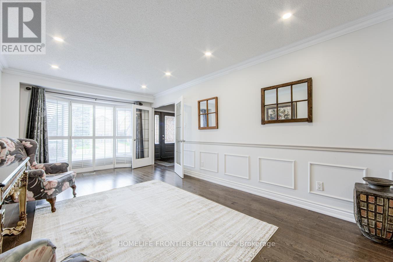 292 Crossland Gate, Newmarket, Ontario  L3X 1B2 - Photo 7 - N12126908