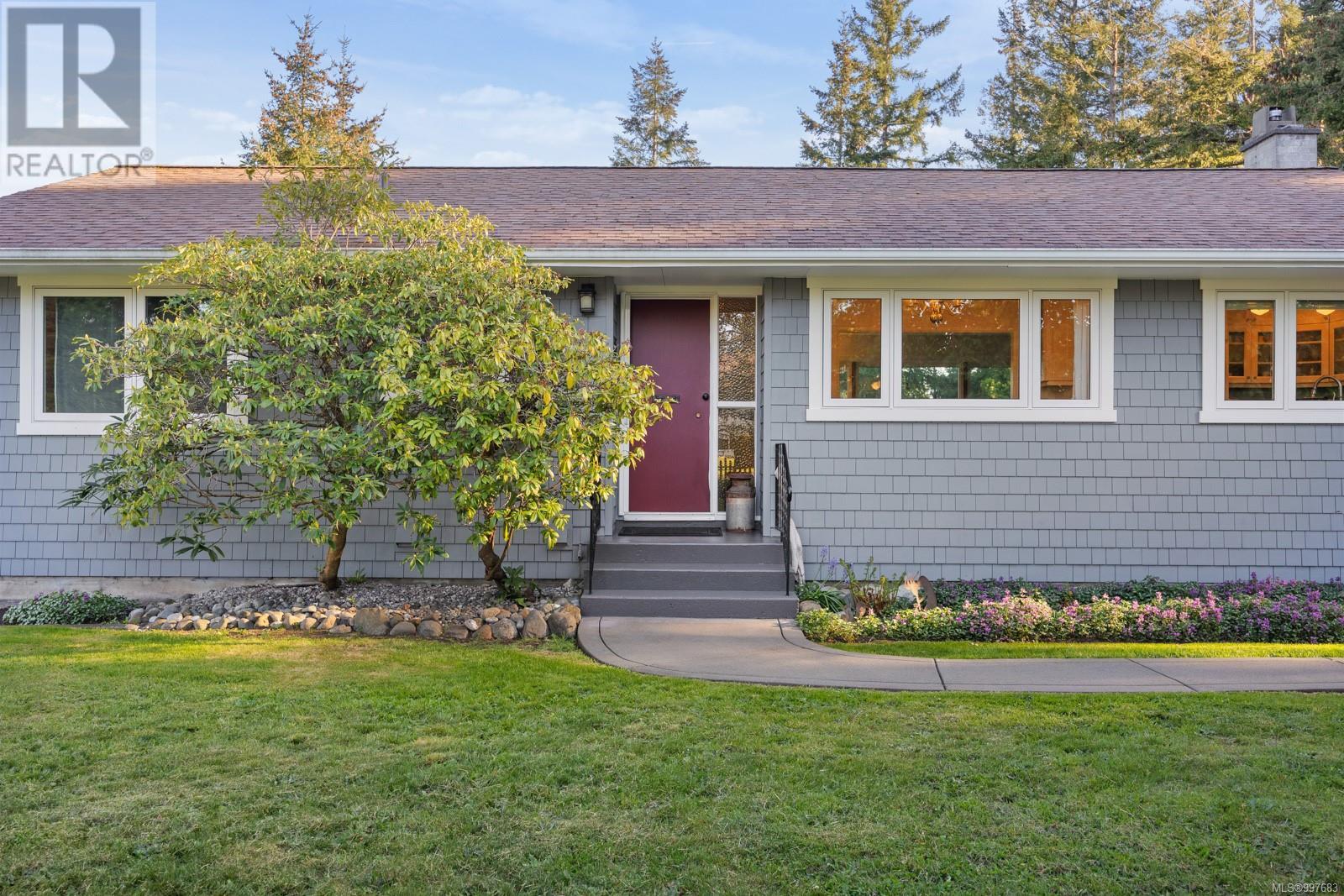 1589 Cedar Ave, Comox, British Columbia  V9M 2V6 - Photo 13 - 997683