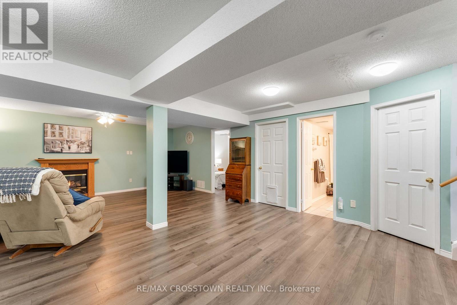 36 Leslie Avenue, Barrie, Ontario  L4N 9N9 - Photo 22 - S12126843