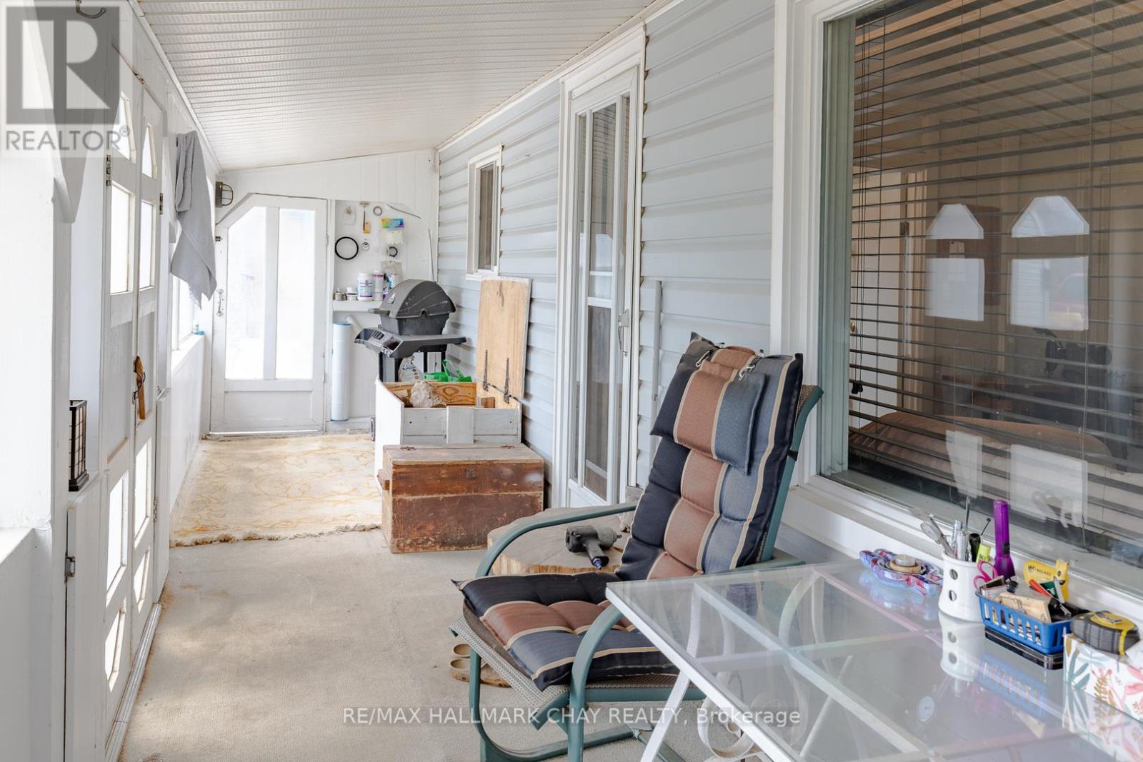 1761 County Road 92 Road, Springwater, Ontario  L0L 1P0 - Photo 3 - S12126882