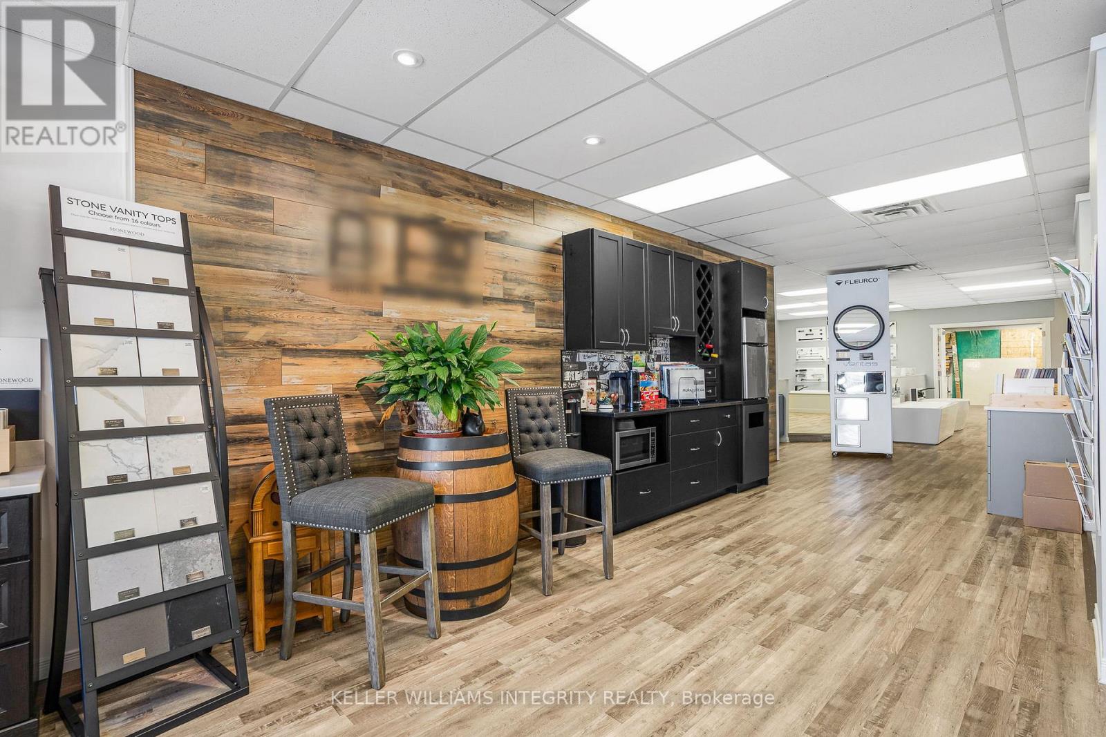 2&4 - 5300 Canotek Road, Ottawa, Ontario  K1J 1A4 - Photo 5 - X12127083