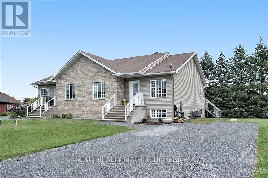 6 TELEGRAPH CRESCENT, alfred and plantagenet, Ontario
