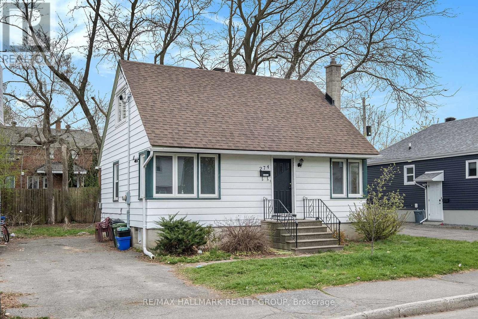 274 Queen Mary Street, Ottawa, Ontario  K1K 1X2 - Photo 2 - X12127107
