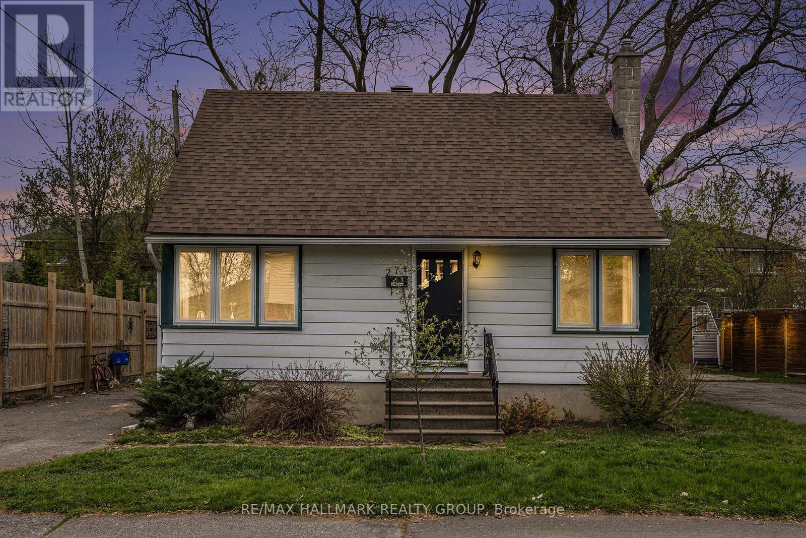 274 Queen Mary Street, Ottawa, Ontario  K1K 1X2 - Photo 26 - X12127107